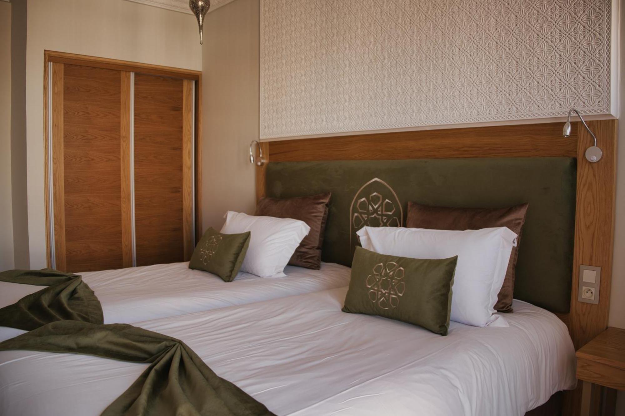 Deluxe Double or Twin Room Pool View